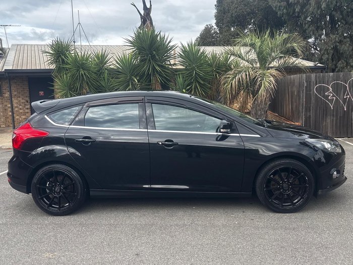 2011 Ford Focus Sport LW Panther Black