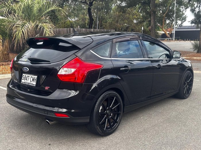 2011 Ford Focus Sport LW Panther Black
