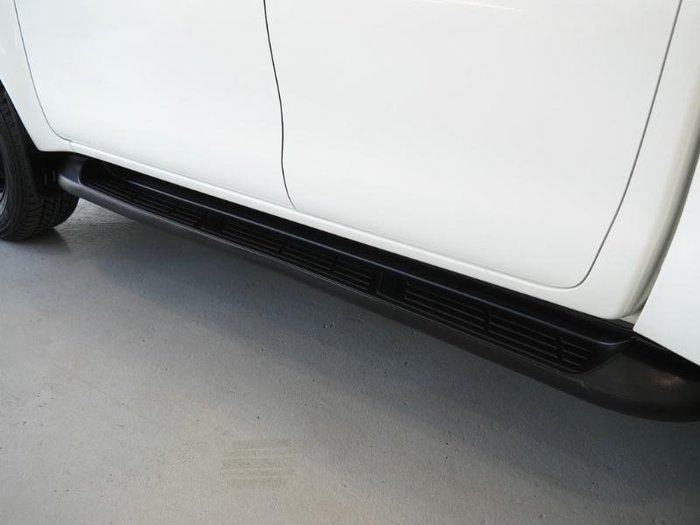 2022 Toyota Hilux SR