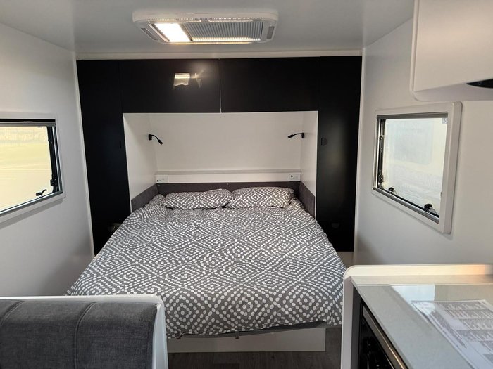 2026 Traveller 20' Traveller Track Save $8,599 Was $85,990