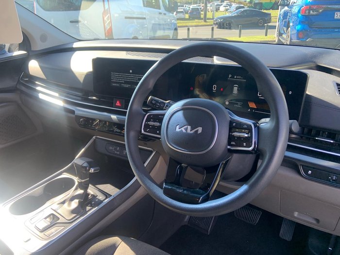 2024 Kia Carnival S