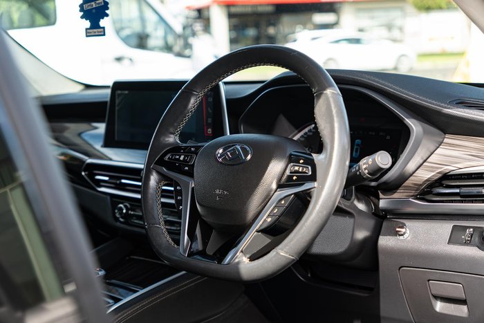 2022 LDV D90 Executive SV9A 4X4 Dual Range Metal Black