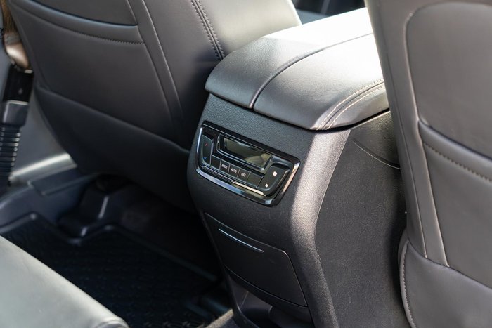 2022 LDV D90 Executive