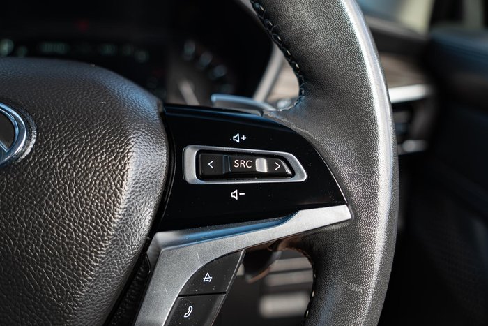 2022 LDV D90 Executive