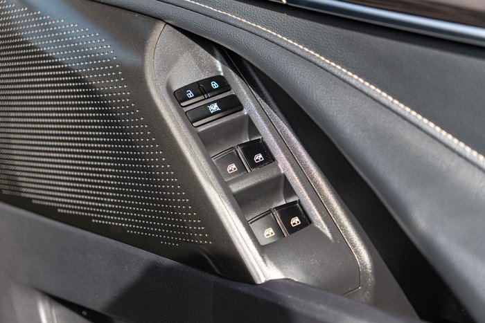 2022 LDV D90 Executive