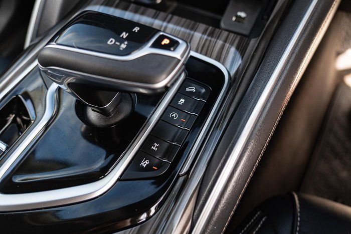 2022 LDV D90 Executive