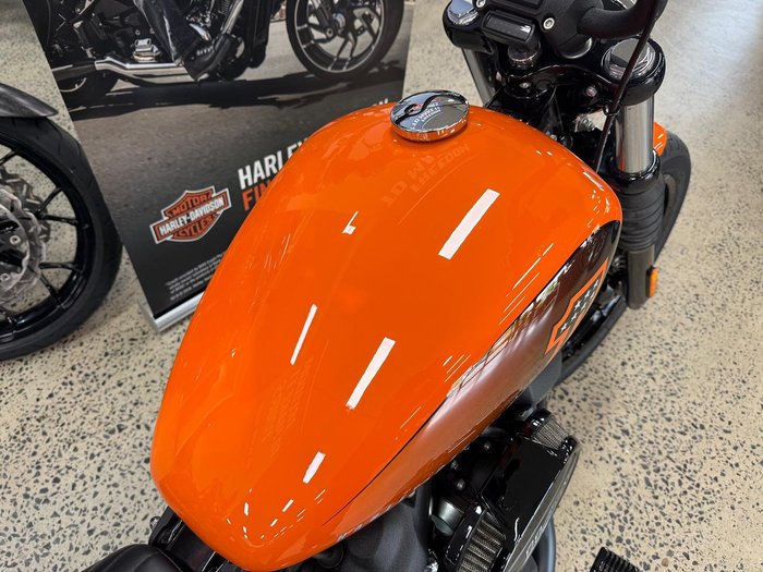 2024 Harley-Davidson Street Bob 114 (FXBBS) Softail Orange