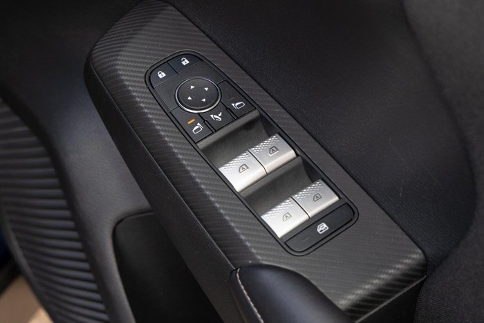 2024 Mitsubishi Outlander LS