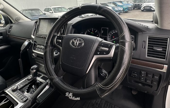 2020 Toyota Landcruiser VX