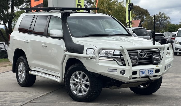 2020 Toyota Landcruiser