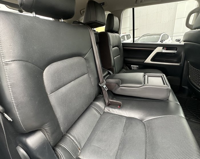 2020 Toyota Landcruiser VX