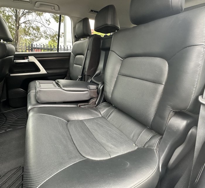 2020 Toyota Landcruiser VX