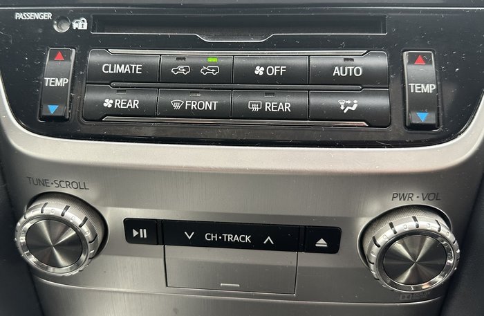 2020 Toyota Landcruiser VX