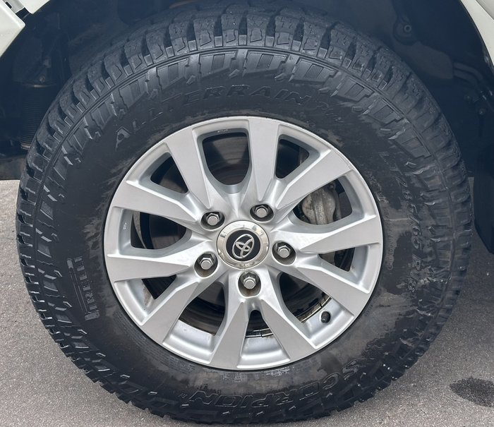 2020 Toyota Landcruiser VX