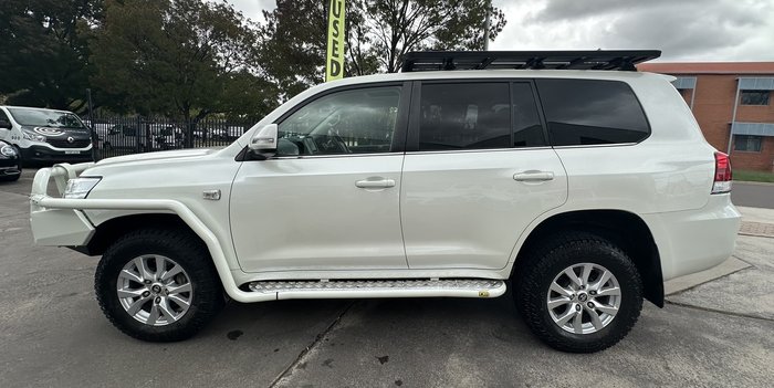 2020 Toyota Landcruiser VX