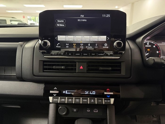 2026 Nissan Navara SL D27 MY26 4X4 Dual Range Alpine White