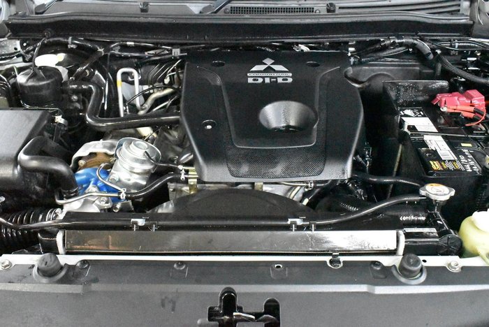 2017 Mitsubishi Pajero Sport GLS