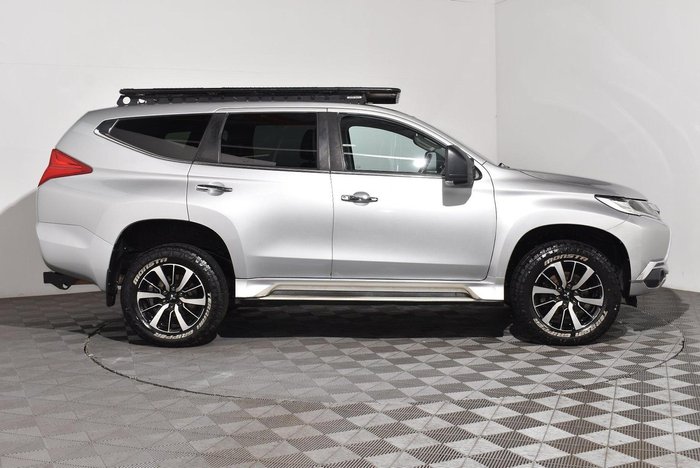 2017 Mitsubishi Pajero Sport GLS