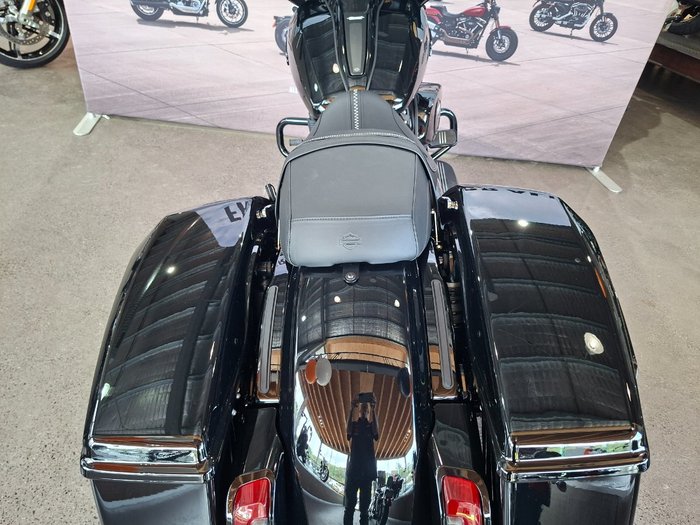 2025 HARLEY-DAVIDSON FLHX STREET GLIDE (117)