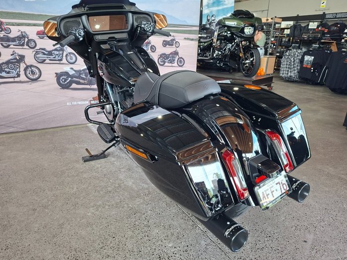 2025 HARLEY-DAVIDSON FLHX STREET GLIDE (117)