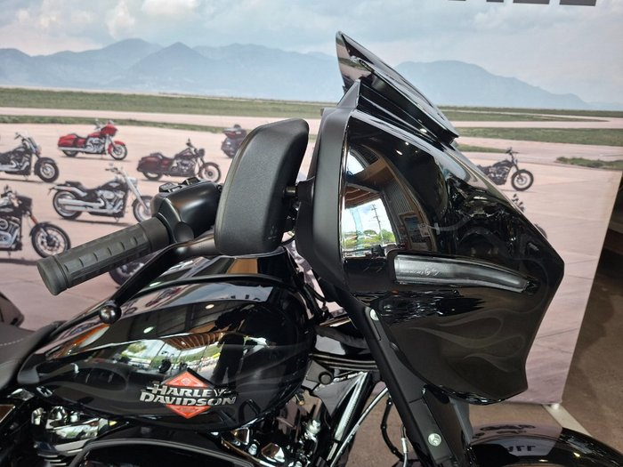 2025 HARLEY-DAVIDSON FLHX STREET GLIDE (117)