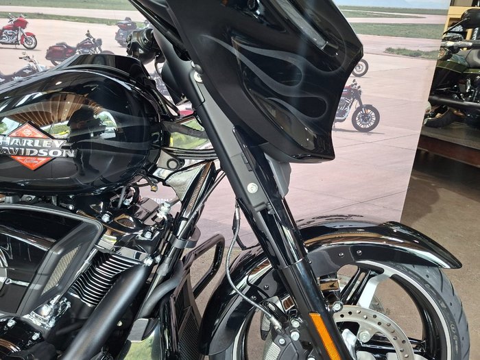 2025 HARLEY-DAVIDSON FLHX STREET GLIDE (117)