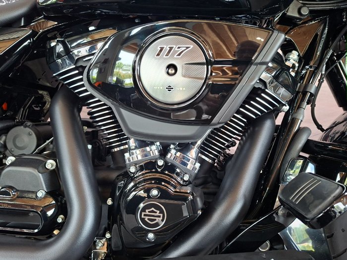 2025 HARLEY-DAVIDSON FLHX STREET GLIDE (117)