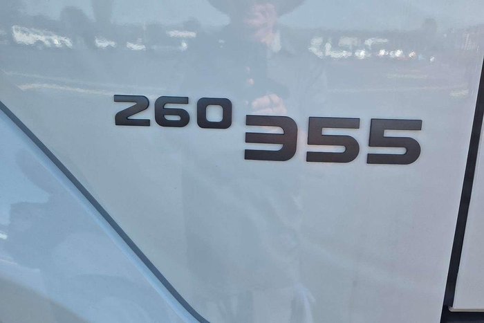 2025 Isuzu F Series FXY 260-355 AT R63