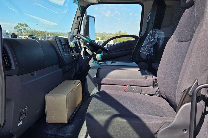 2025 Isuzu F Series FXY 260-355 AT R45