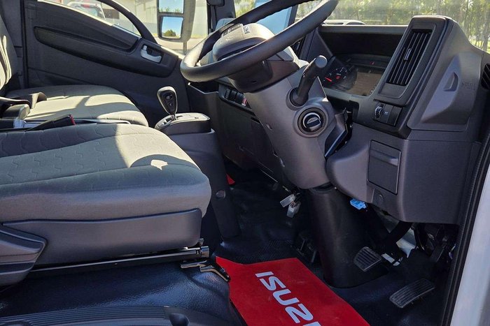 2025 Isuzu N Series NQR 88/80-190 AM D38