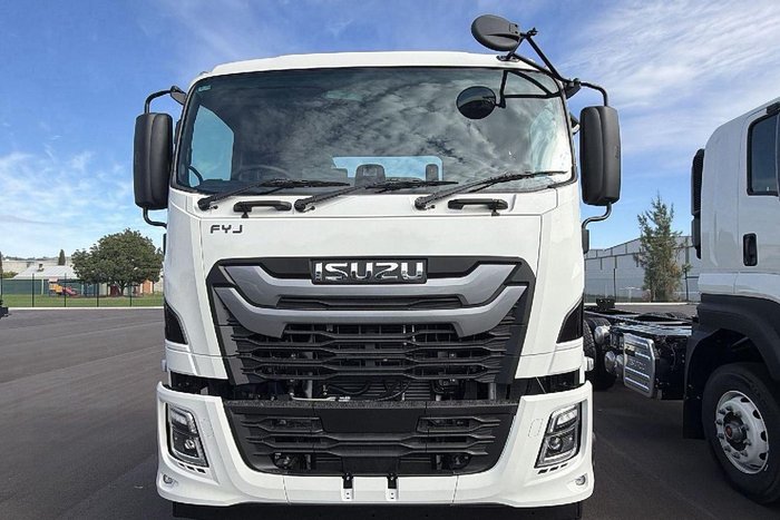 2025 Isuzu F Series FYJ 320-255 AT R60