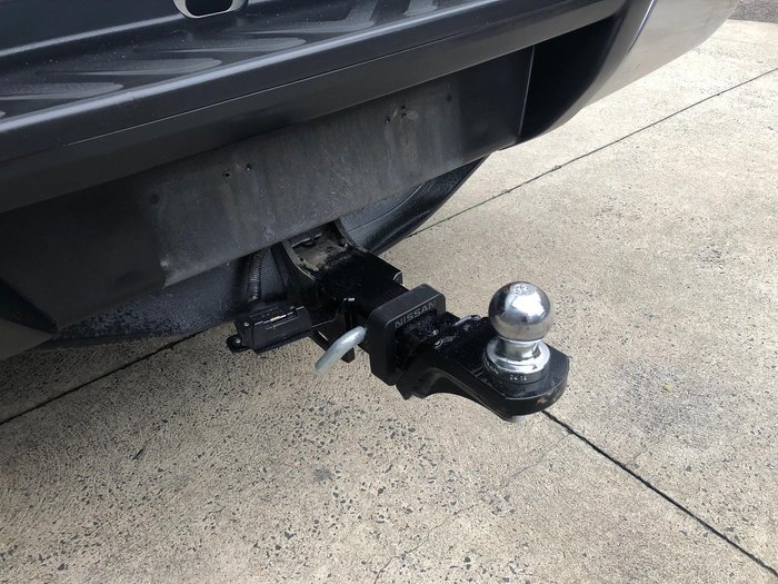 2019 Nissan Navara RX