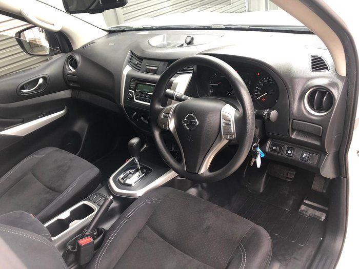 2019 Nissan Navara RX