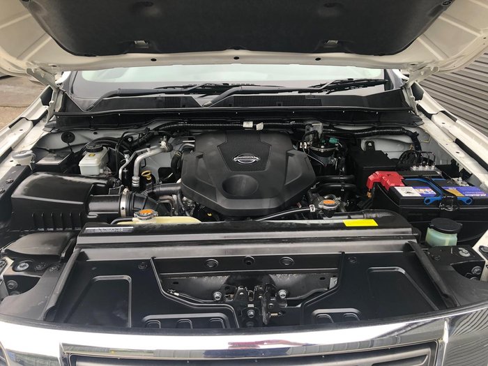 2019 Nissan Navara RX