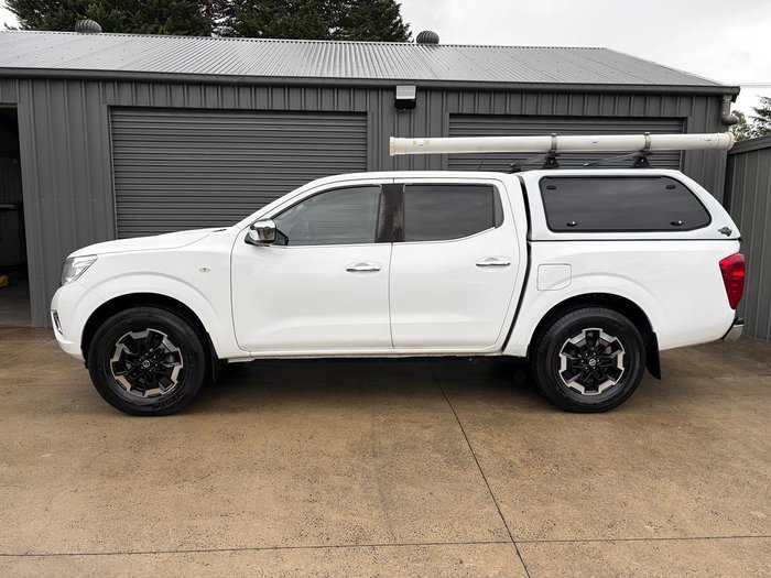 2019 Nissan Navara RX