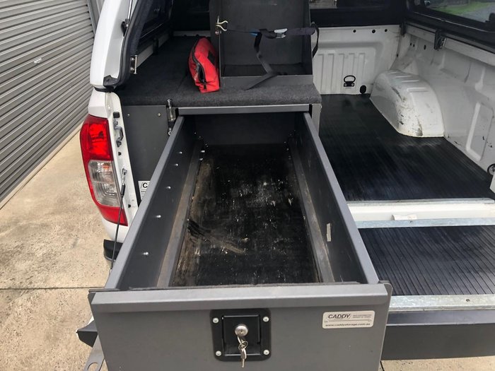 2019 Nissan Navara RX