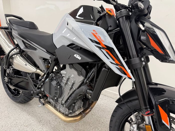 2024 Ktm 790 DUKE grey