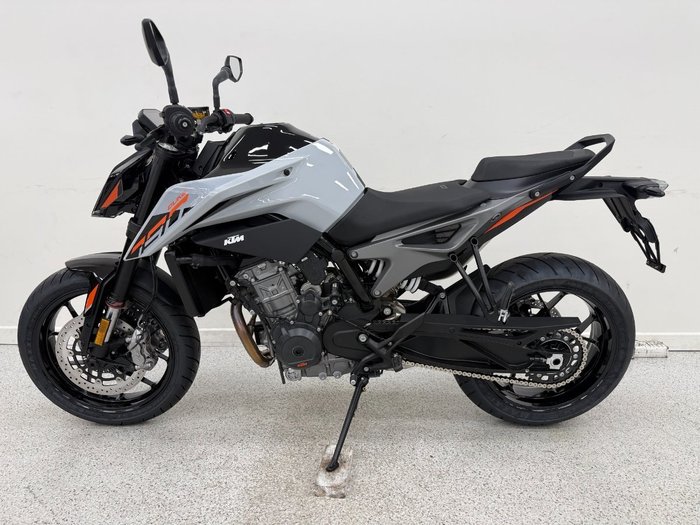 2024 Ktm 790 DUKE grey