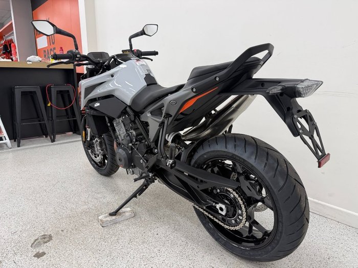2024 Ktm 790 DUKE grey