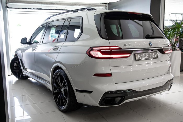 2022 BMW X7 xDrive40d M Sport