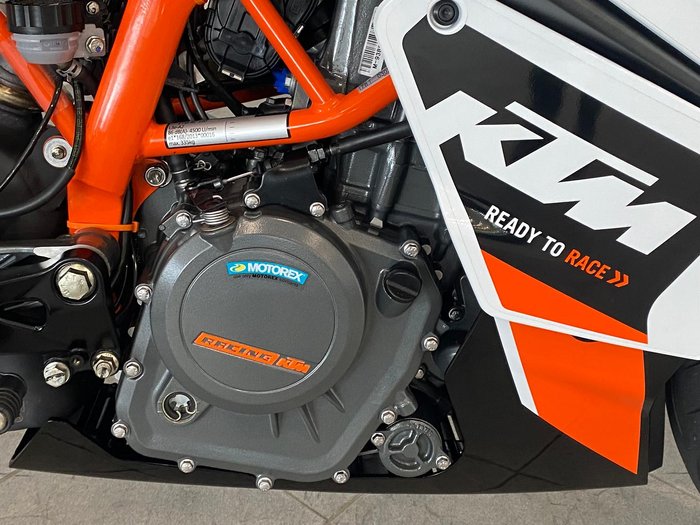 2021 KTM RC 390 RC Orange