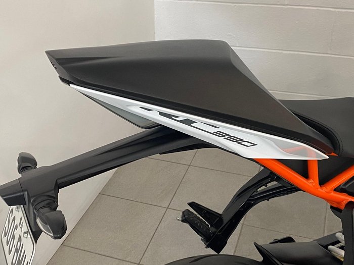 2021 KTM RC 390 RC Orange