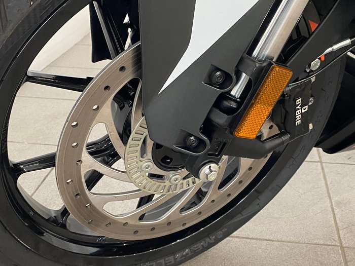 2021 KTM RC 390 RC Orange