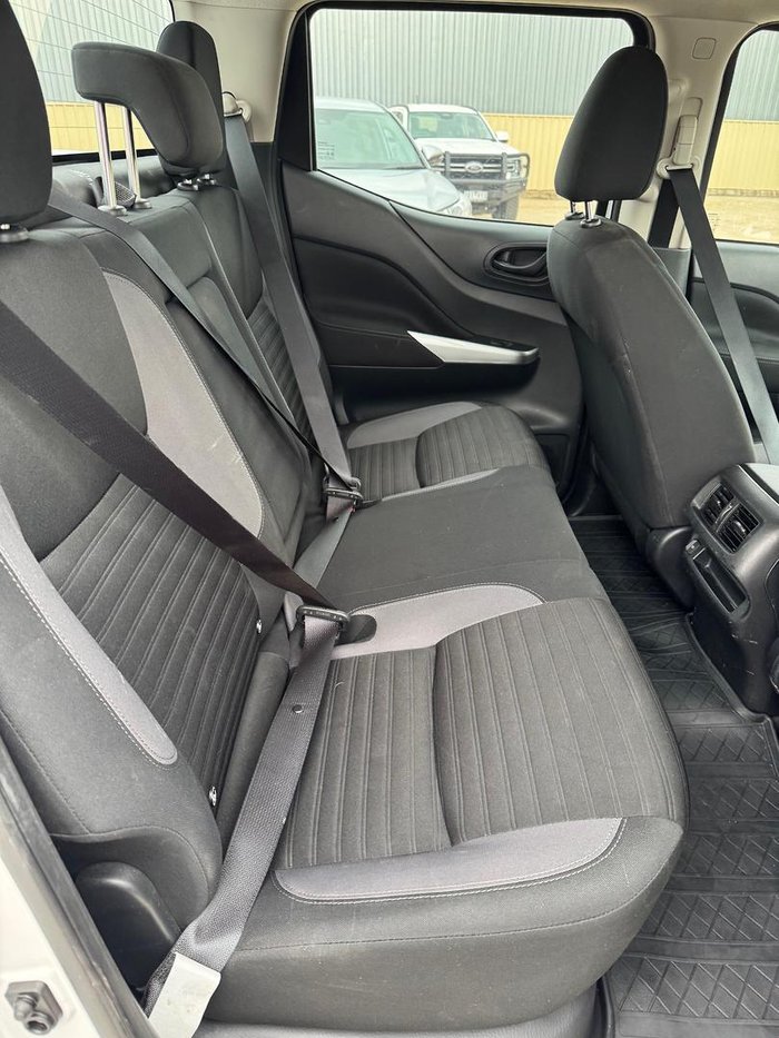 2022 Nissan Navara SL D23 MY21.5 4X4 Dual Range Solid White