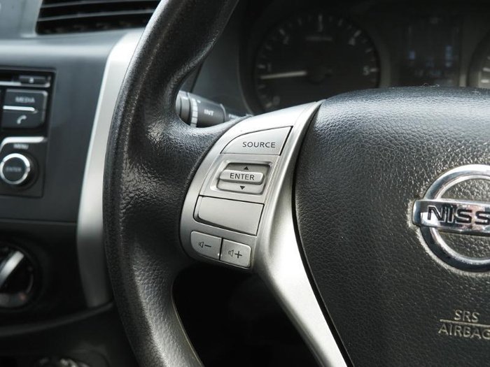 2018 Nissan Navara DX