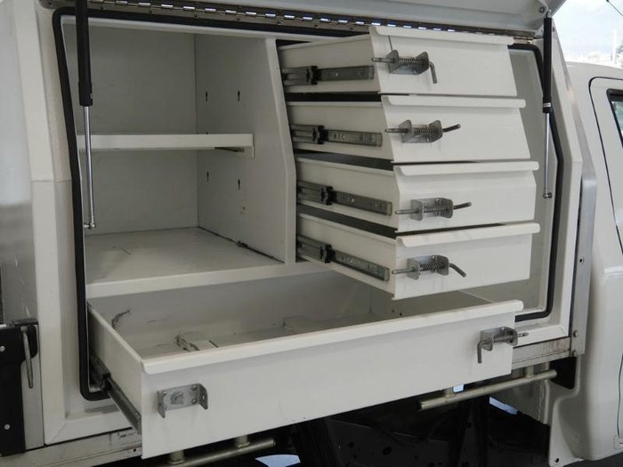 2018 Nissan Navara DX