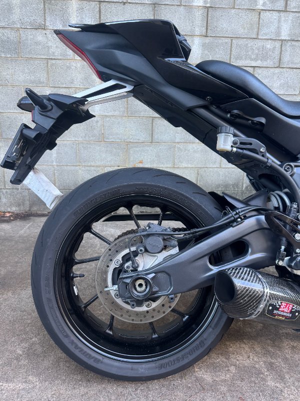 2023 Yamaha YZF-R7LA Black