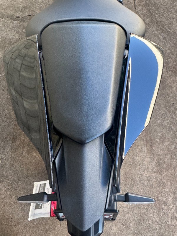 2023 Yamaha YZF-R7LA Black