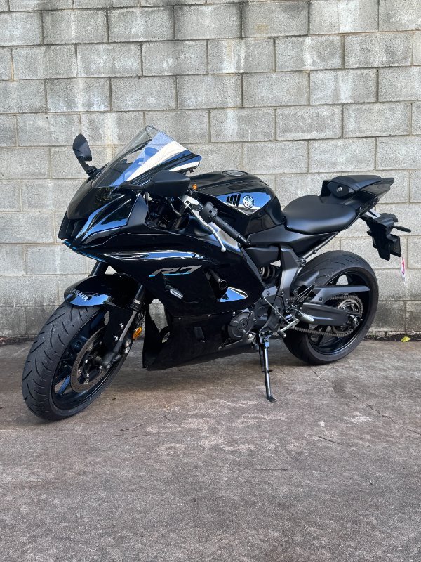 2023 Yamaha YZF-R7LA Black