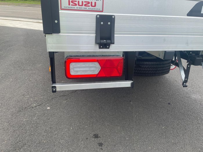 2026 Isuzu N Series NNR 45-150 DT C34